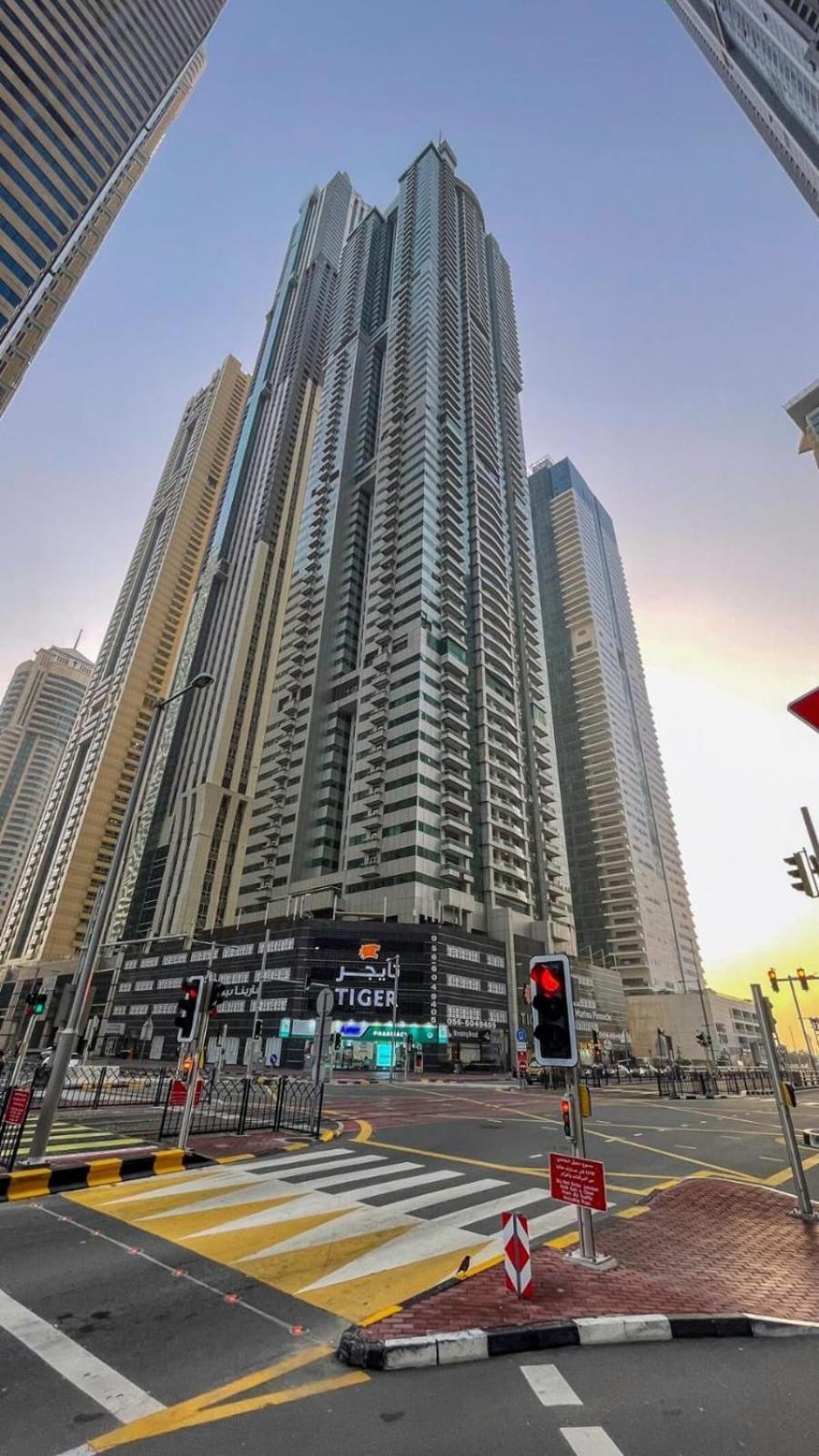 High Floor With City Skyline & Burj Khalifa View 3 Bedroom Unit Marina Dubai Eksteriør billede